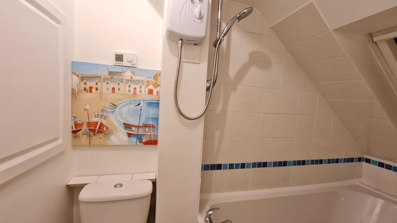 Grace Apartments - Living Stream 1 Ашфорд Екстер'єр фото
