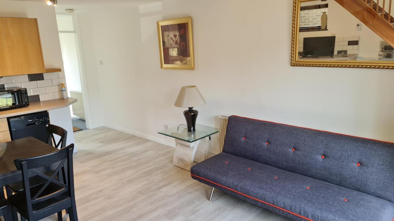 Grace Apartments - Living Stream 1 Ашфорд Екстер'єр фото